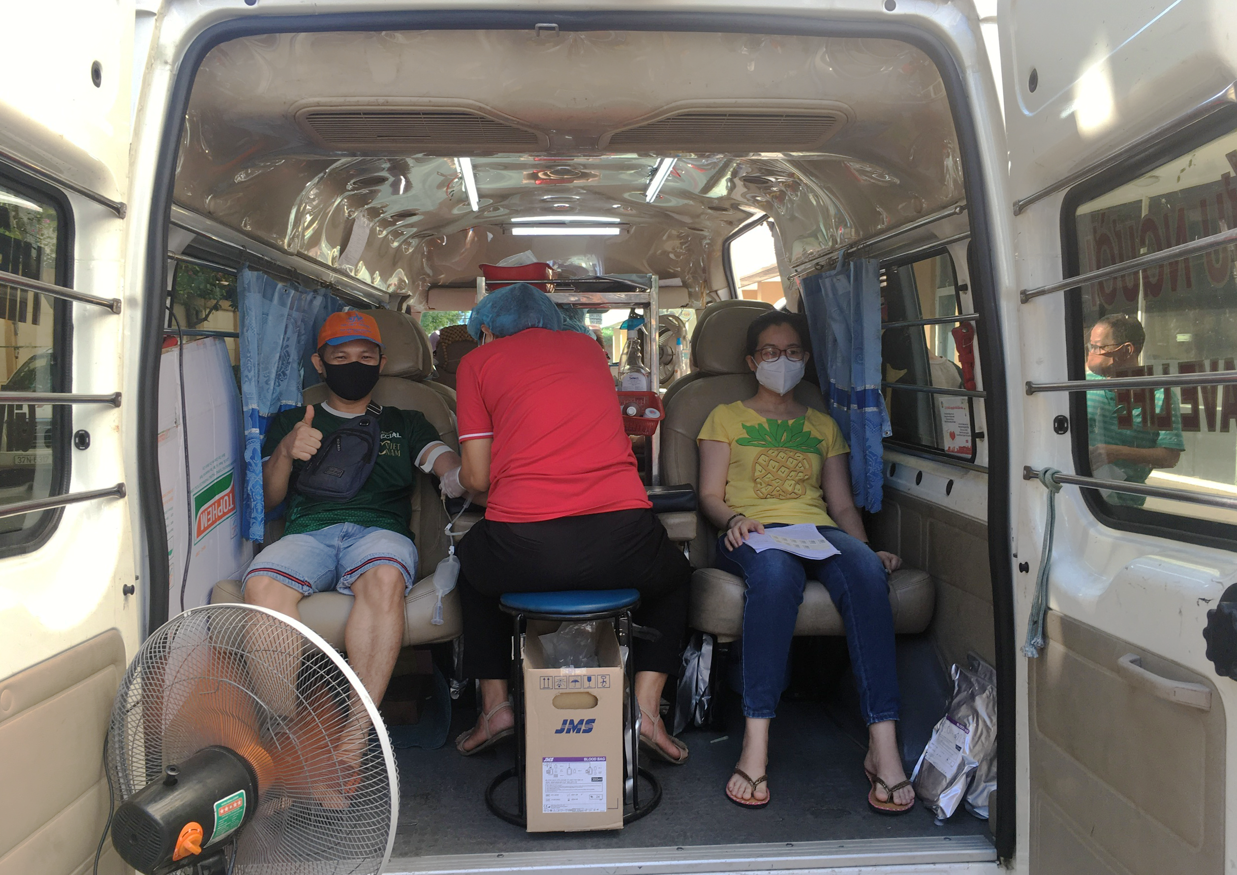 hien-mau-nhan-dao-sen-xanh