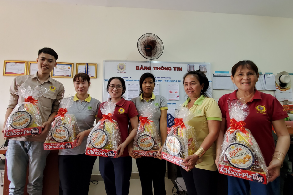 MY HOUSE danh tang qua tet cho nhan vien