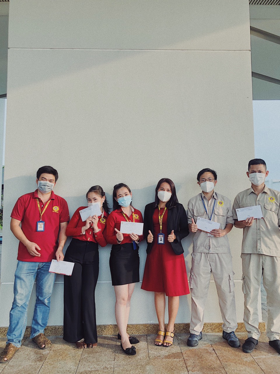 my-house-thu-cam-on-nhan-vien-sau-3-tai-cho