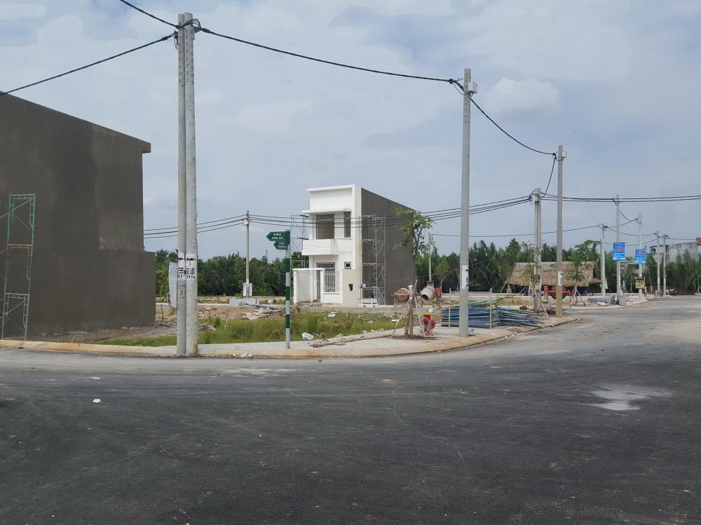 Quận 9 Tp.HCM : Nhà đầu tư mạnh tay “săn” đất nền.