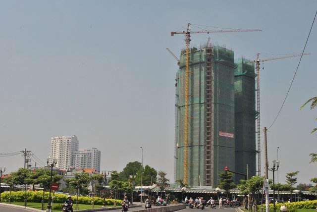 30 giá trị hợp đồng là mức thu tối đa khi xây xong móng