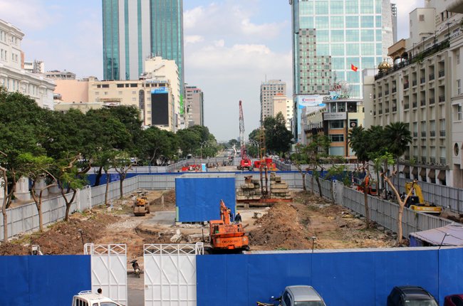 TP HCM: Cấm xe đi vào đường Nguyễn Huệ từ 11 10